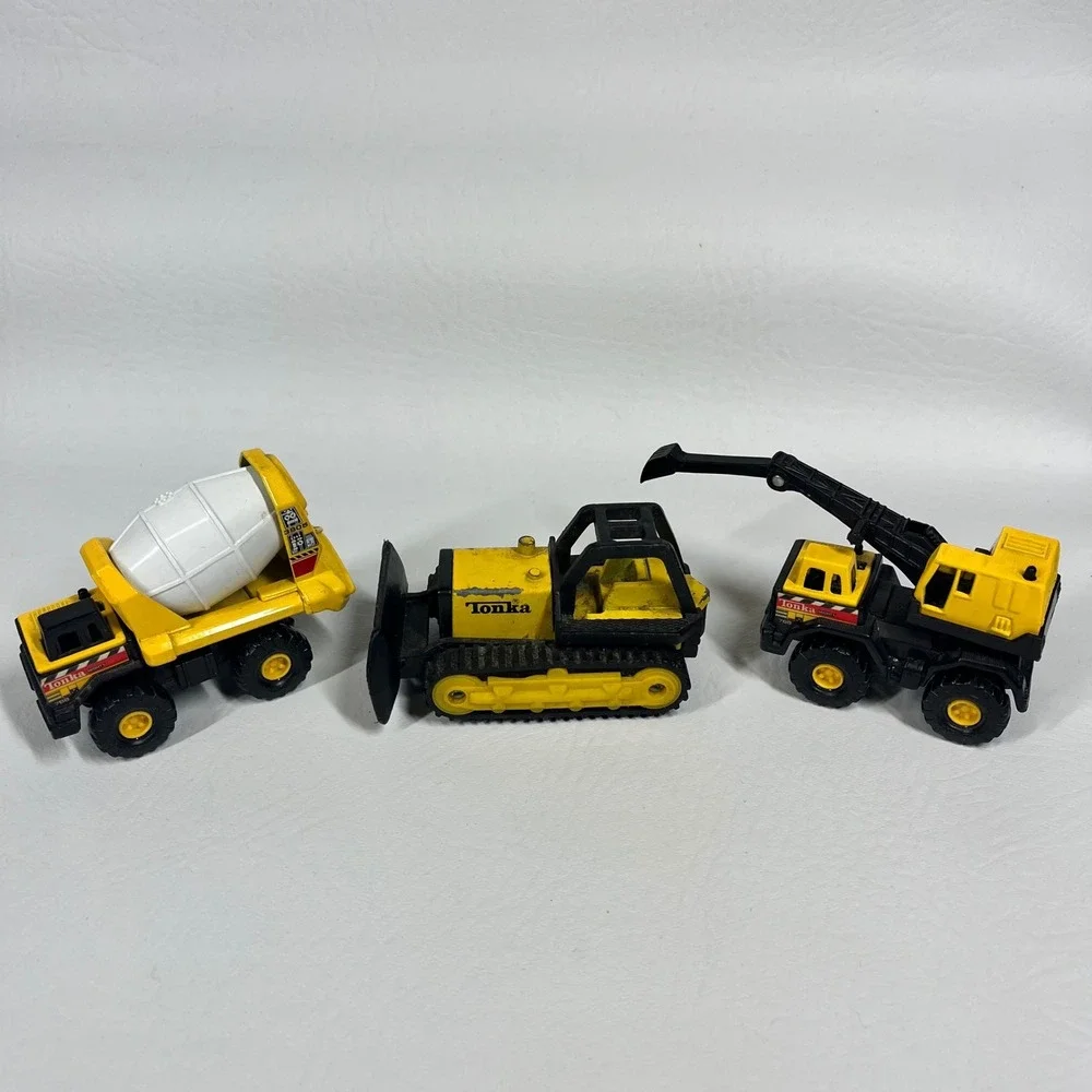 Vintage Tonka Toy Truck Lot 11pc Construction Vehicles Tanker Excavator Mixer